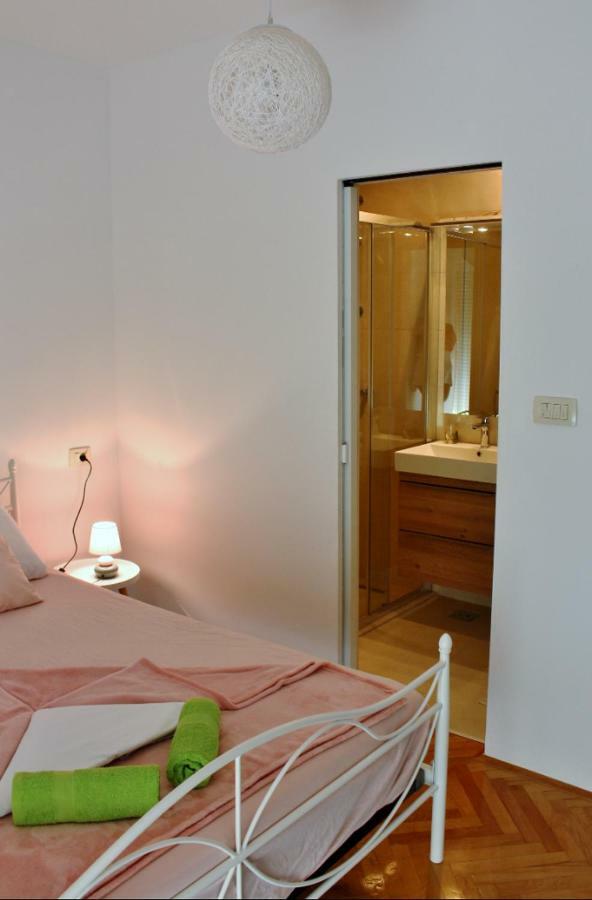 Rooms Marana Split Exterior photo